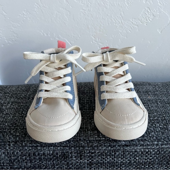 Zara Toddler Snoopy Sneakers Size 21 (US 5.5) - Picture 4 of 10